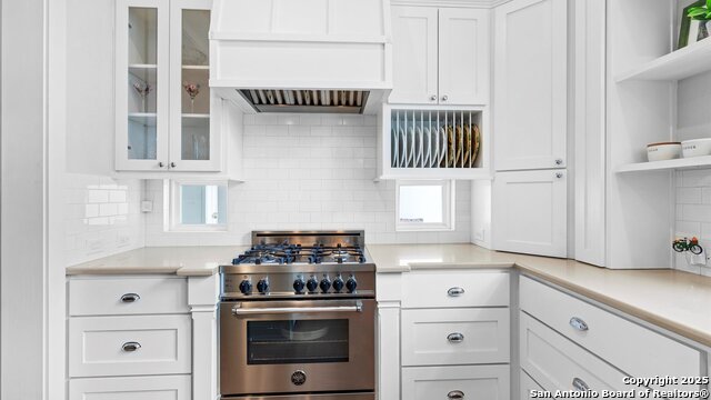 Listing photo id 8 for 2730 Beaver