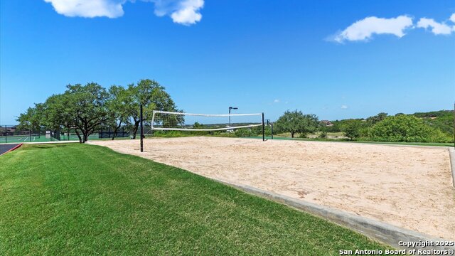 Listing photo id 40 for 2730 Beaver