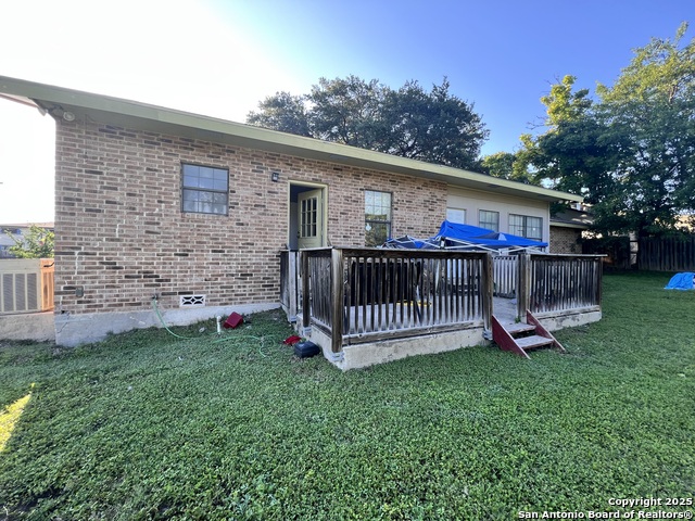 Image 15 of 16 For 2910 Hillcrest