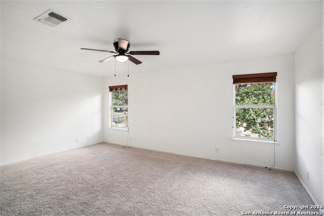 Listing photo id 19 for 7831 Mainland Woods