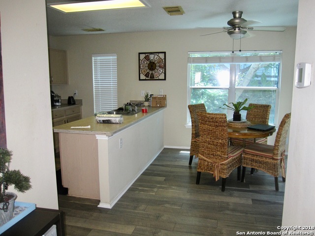 Image 3 of 12 For 115 Mclennan Oak