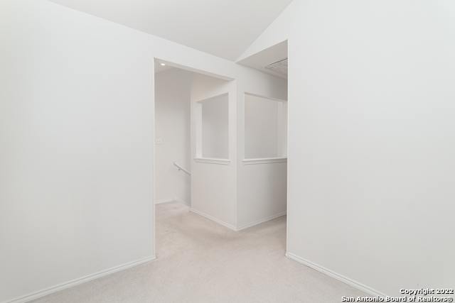Listing photo id 7 for 7930 Roanoke Run 905