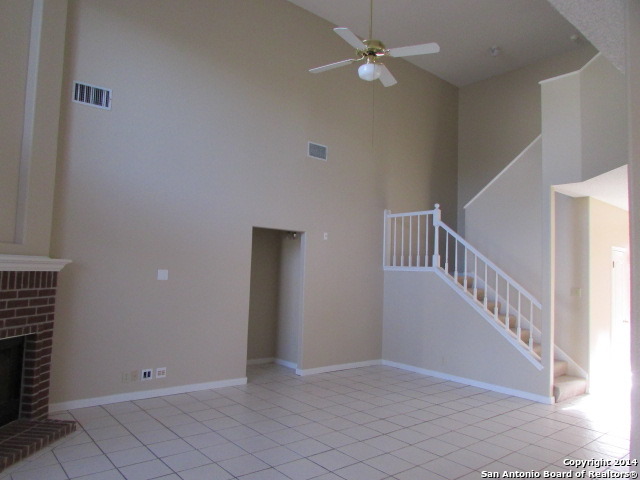 Image 7 of 19 For 13619 Summer Glen Dr
