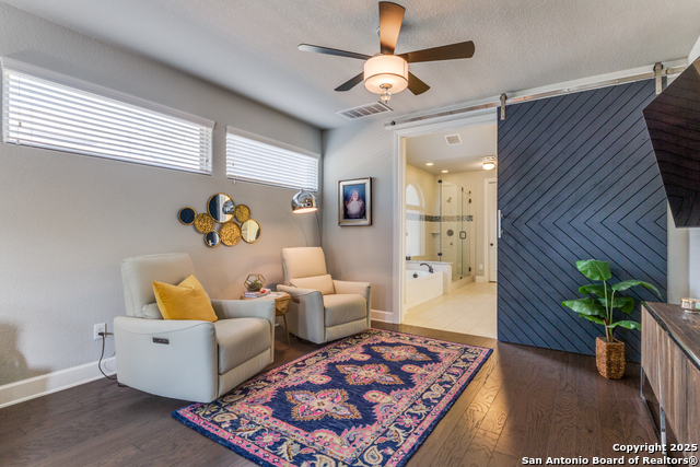 Image 15 of 25 For 8822 Whisper Gate