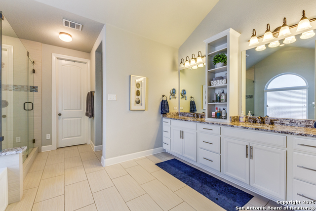 Image 17 of 25 For 8822 Whisper Gate