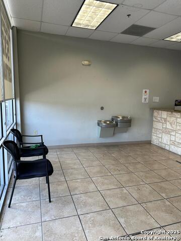 Listing photo id 8 for 3520 New Braunfels S 116