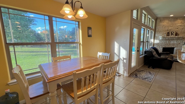Image 11 of 28 For 308 Edgehill