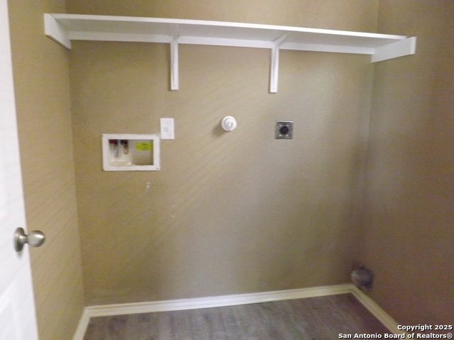 Image 14 of 15 For 9902 Copper Rise