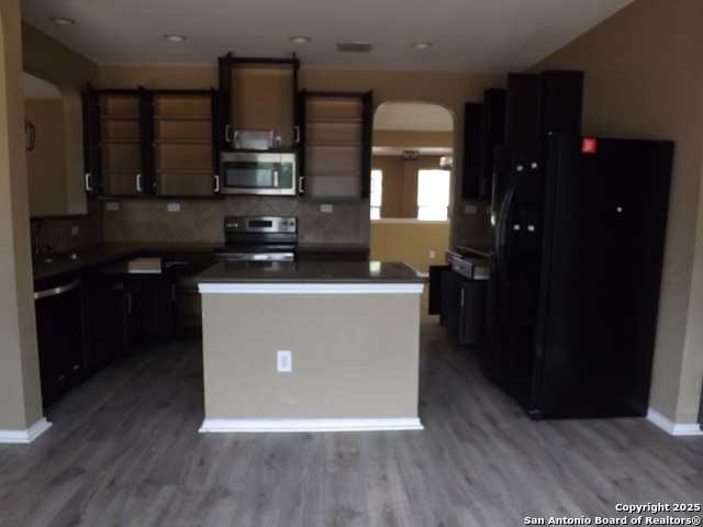 Image 2 of 15 For 9902 Copper Rise