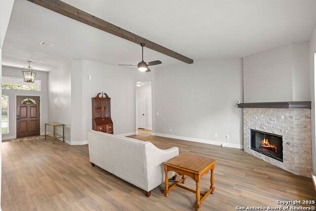 Image 4 of 42 For 607 San Dizier