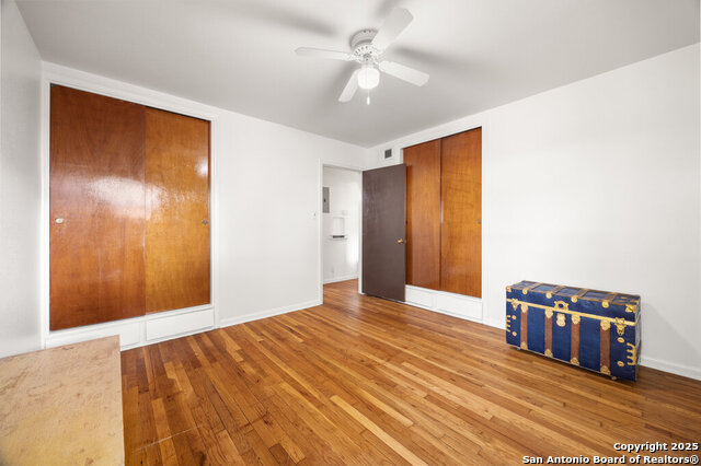 Image 17 of 26 For 502 Timberlane Dr