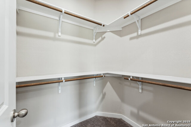 Listing photo id 25 for 21419-21503 Sir Walter Ln
