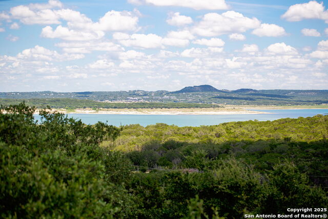 Image 23 of 25 For 632 Lake Forrest