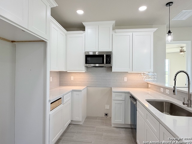 Image 11 of 33 For 144 Camino Verde Ct