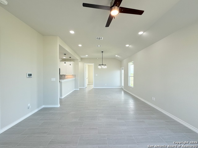 Image 18 of 33 For 144 Camino Verde Ct