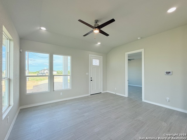Image 21 of 33 For 144 Camino Verde Ct