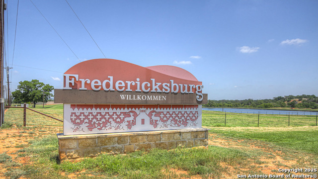 Image 7 of 23 For 176 Mallard Street