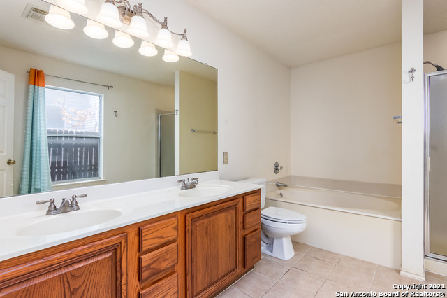 Image 17 of 24 For 22046 Pelican Edge