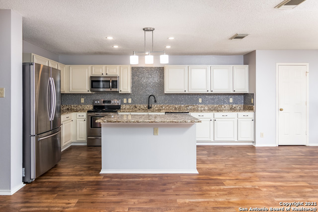 Image 8 of 15 For 22046 Pelican Edge