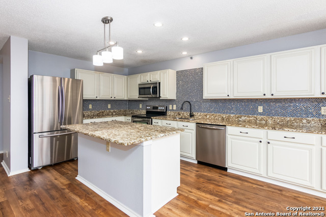 Image 9 of 15 For 22046 Pelican Edge