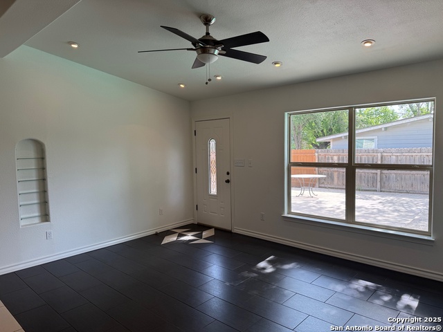 Image 10 of 27 For 2310 Ingleside