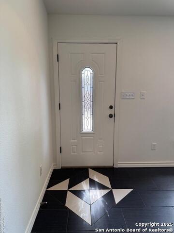 Image 11 of 27 For 2310 Ingleside