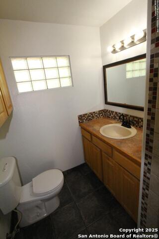Image 14 of 27 For 2310 Ingleside