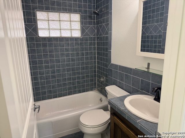 Image 17 of 27 For 2310 Ingleside