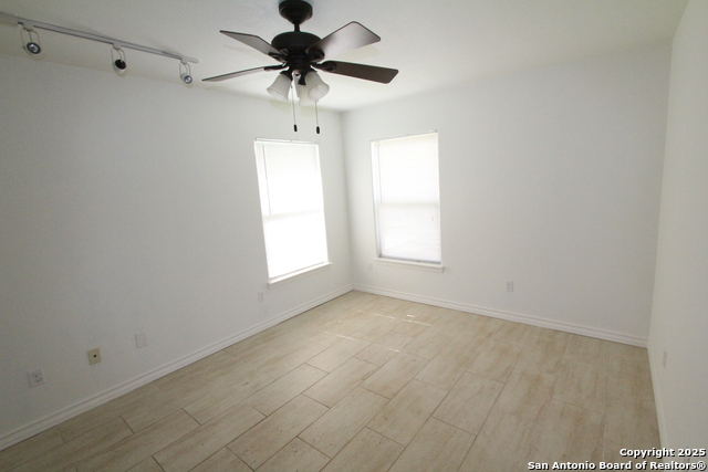 Image 19 of 27 For 2310 Ingleside