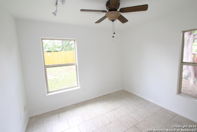 Image 20 of 27 For 2310 Ingleside