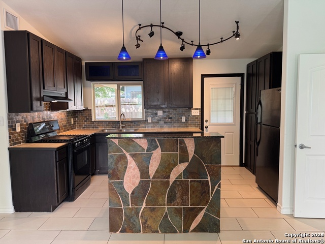 Image 7 of 27 For 2310 Ingleside