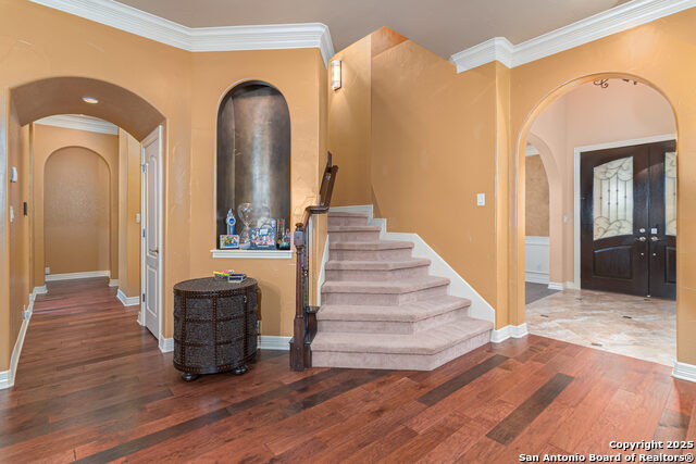 Listing photo id 11 for 403 Rio Springs