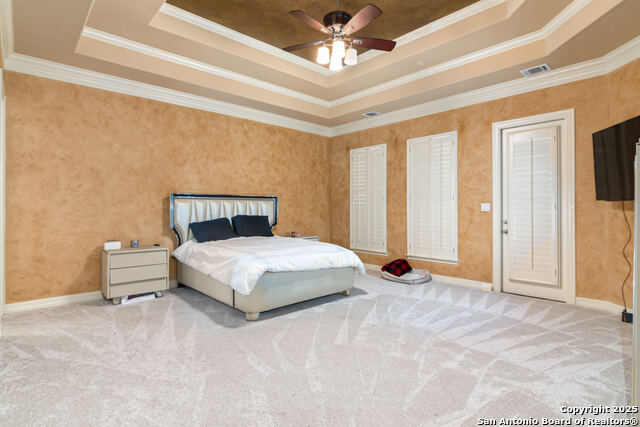 Listing photo id 13 for 403 Rio Springs