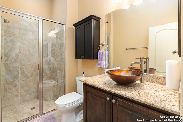 Listing photo id 23 for 403 Rio Springs