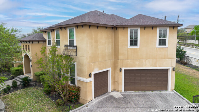 Listing photo id 47 for 403 Rio Springs
