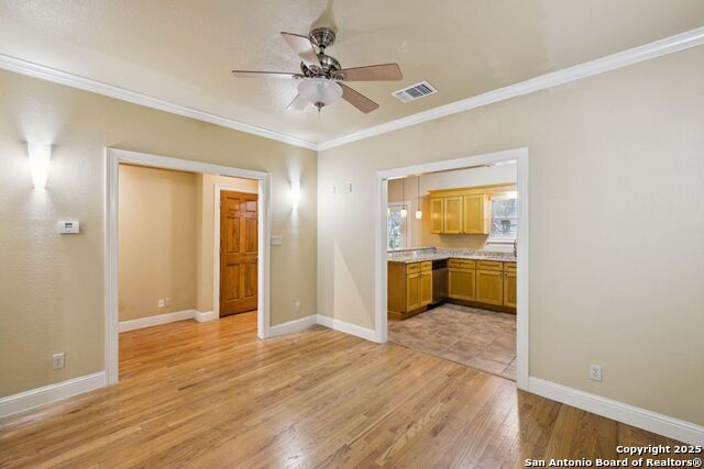 Image 11 of 42 For 214 Vance St