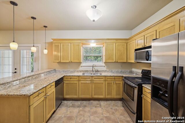 Image 14 of 42 For 214 Vance St