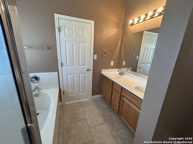 Image 12 of 38 For 3327 Willet Way