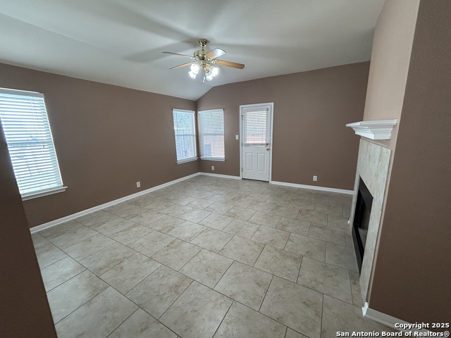 Image 5 of 38 For 3327 Willet Way