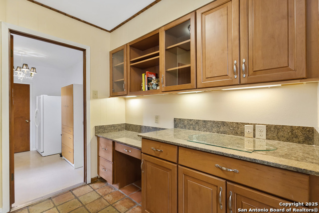 Listing photo id 12 for 10410 Sunflower Ln