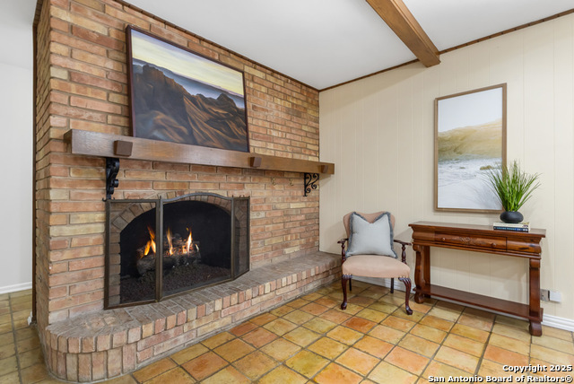 Listing photo id 14 for 10410 Sunflower Ln
