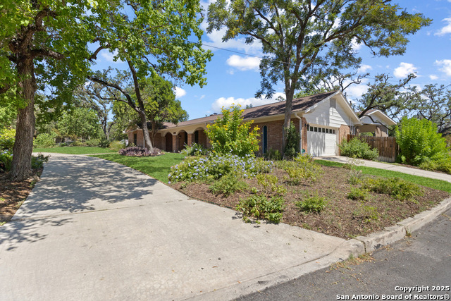Listing photo id 0 for 10410 Sunflower Ln