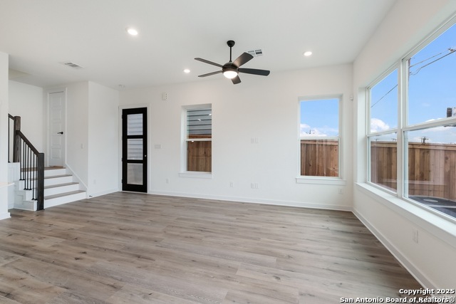 Image 10 of 17 For 5843 Whitby  Unit