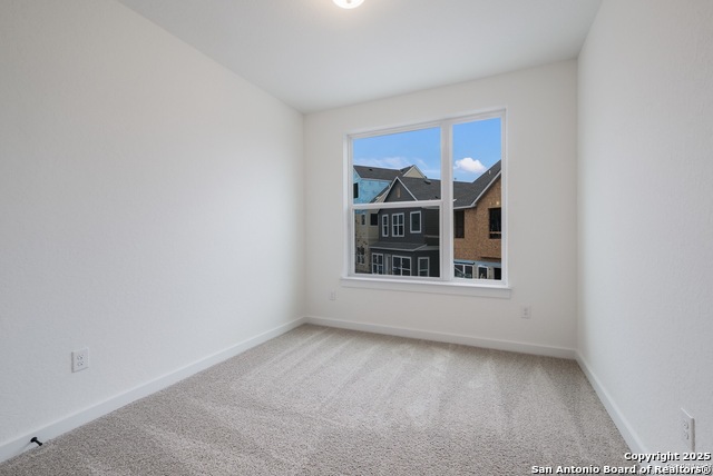 Image 11 of 17 For 5843 Whitby  Unit