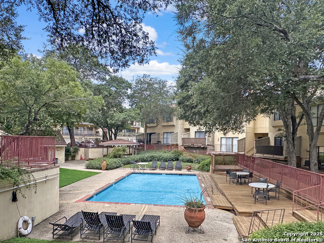 Image 30 of 32 For 8642 Fredericksburg  705-g