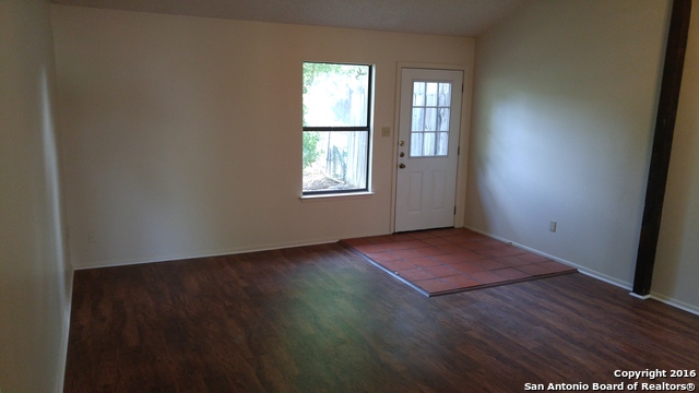 Image 9 of 11 For 742 Rosewood  742