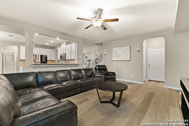 Image 14 of 42 For 244 Landmark Way