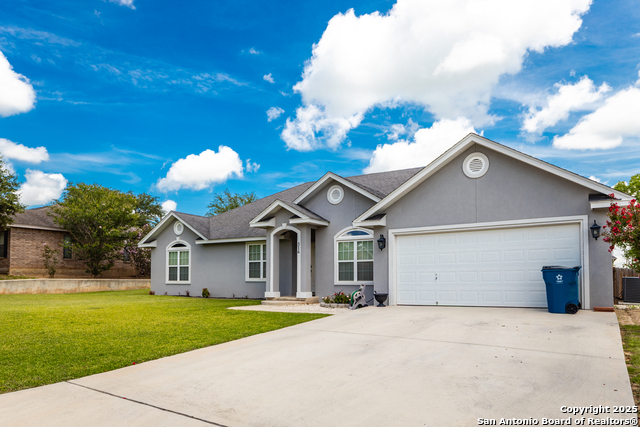 Details for 316 Crownhill, Pleasanton, TX 78064