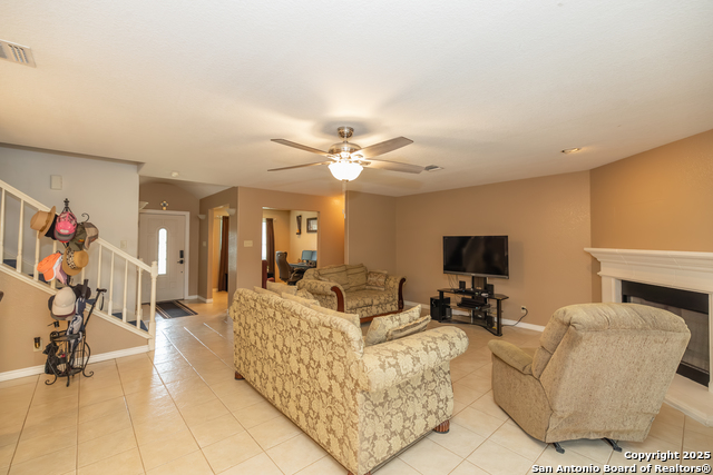 Image 7 of 48 For 316 Crownhill
