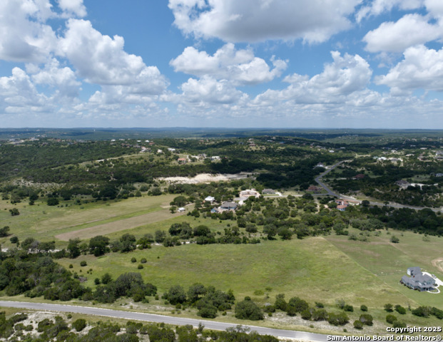 Image 7 of 10 For 701 Mystic Shores Blvd